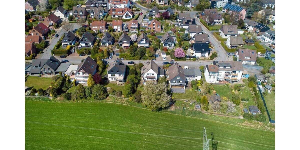 Einfamilienhaus Heiligenhaus Mitte - 9 Zimmer, 200 m&sup2;, 580.000&euro; | Angebot:25679812