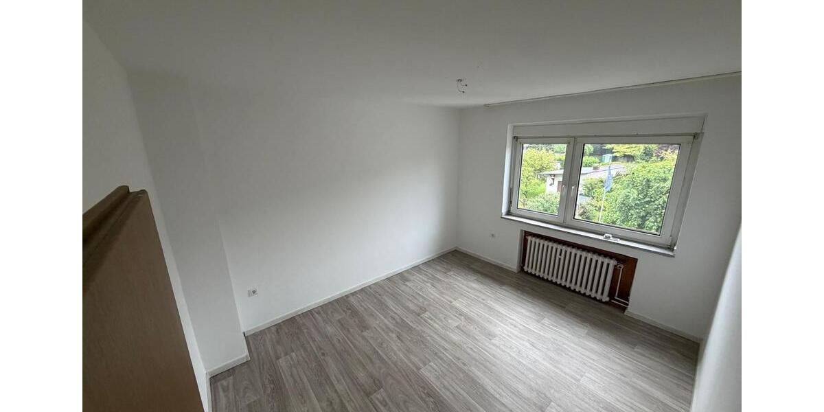 Etagenwohnung Duisburg Mittelmeiderich - 2 Zimmer, 47 m&sup2;, 520&euro; | Angebot:26579697