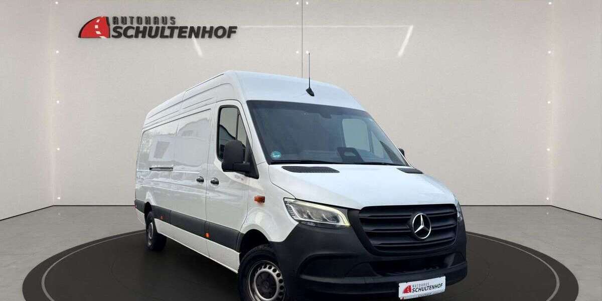 Mercedes-Benz Sprinter 53.261 km 42.990 &euro; Mülheim an der Ruhr 45481