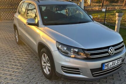 VW Tiguan 249.000 km 8.799 &euro; Velbert 42551