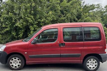 Peugeot Partner 365.488 km 800 &euro; Essen, Stadt 45356