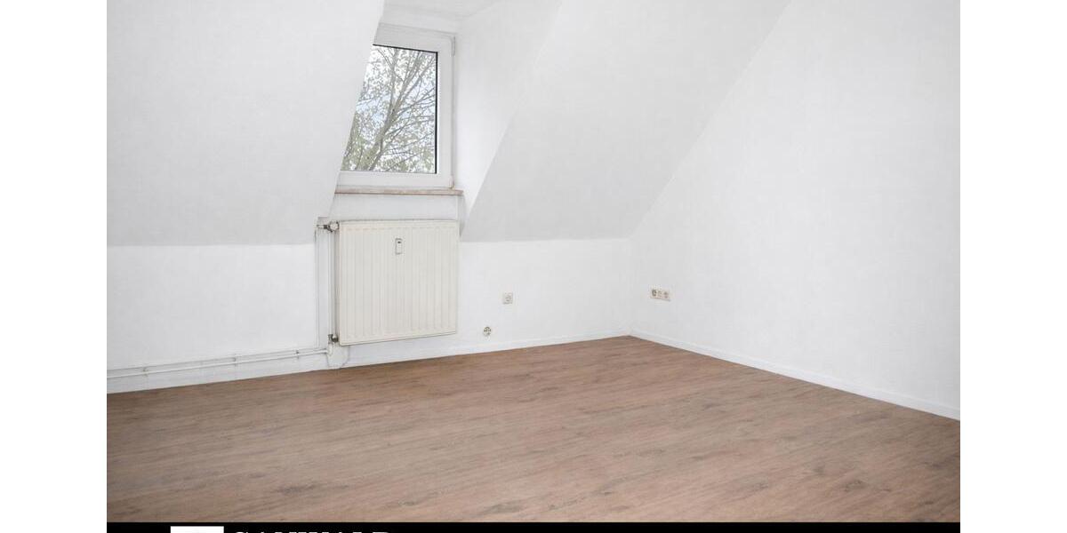 Dachgeschoßwohnung Essen Stadtbezirk V - 3.5 Zimmer, 42 m&sup2;, 350&euro; | Angebot:26005605