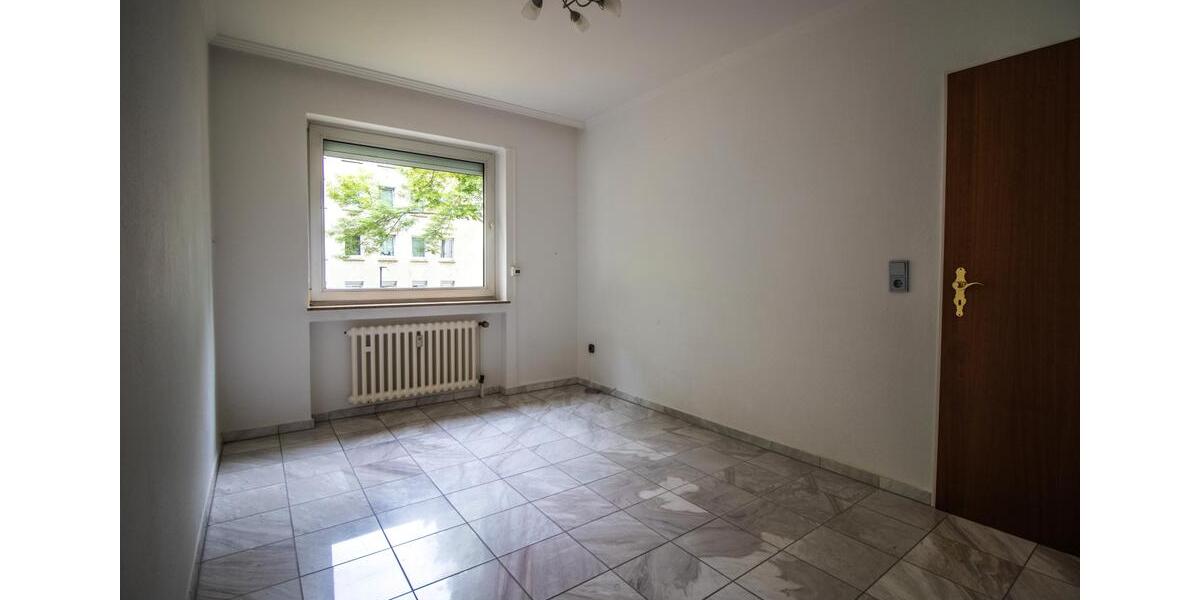 Etagenwohnung Gelsenkirchen Gelsenkirchen-Mitte - 3 Zimmer, 82 m&sup2;, 650&euro; | Angebot:26632418