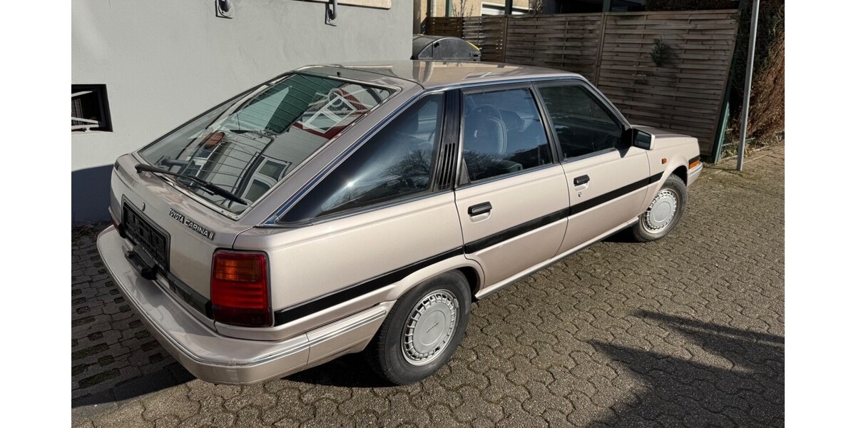 Toyota Carina II 31.698 km 5.500 &euro; Bochum 44787