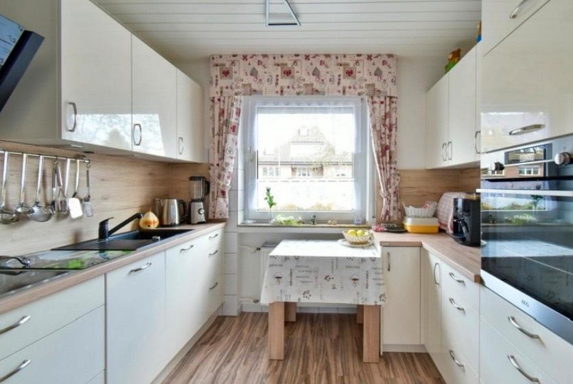Etagenwohnung Duisburg Angerhausen - 3 Zimmer, 84 m&sup2;, 920&euro; | Angebot:26464590