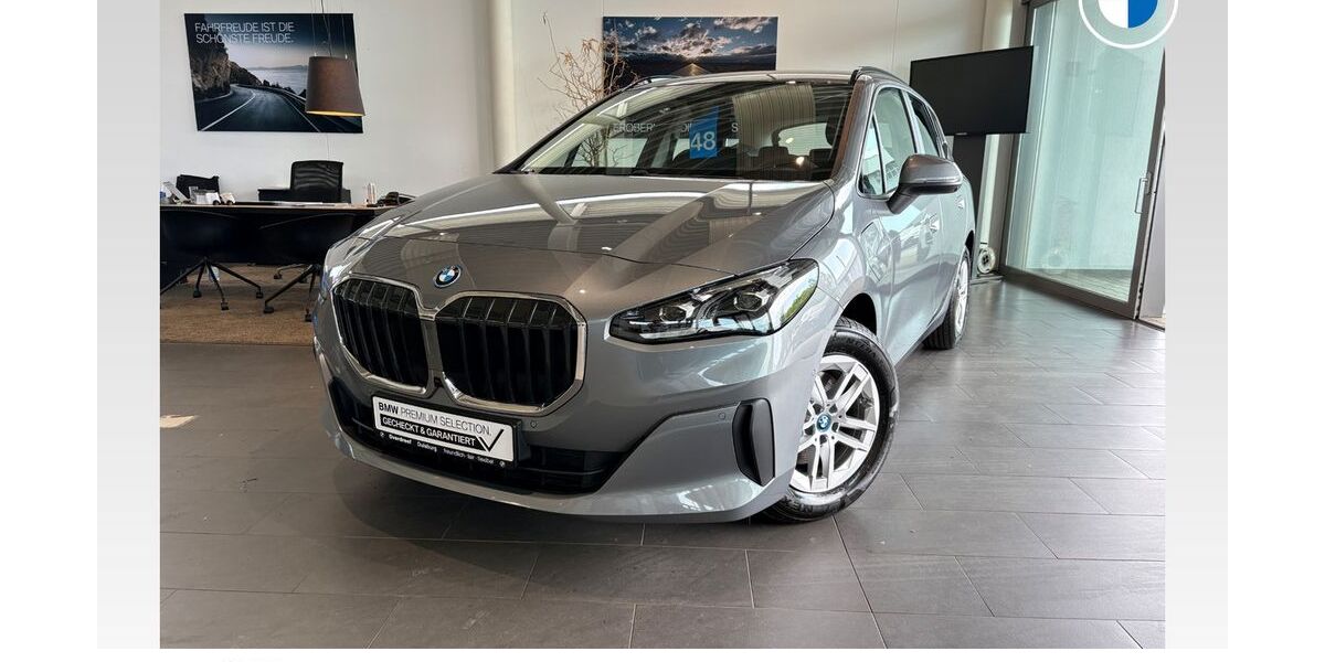 BMW 225 Active Tourer 28.199 km 29.580 &euro; Duisburg 47119