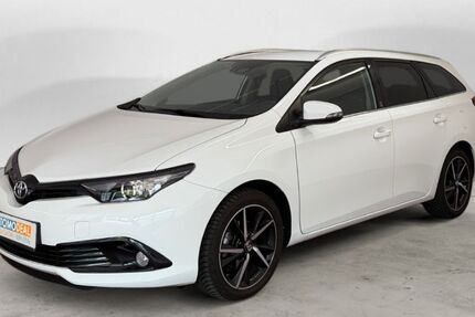 Toyota Auris 38.674 km 14.989 &euro; Moers 47445