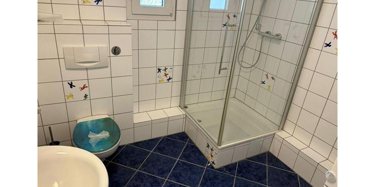 Etagenwohnung Duisburg Walsum - 5 Zimmer, 125 m&sup2;, 1.430&euro; | Angebot:25891647