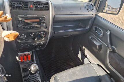 Suzuki Jimny 138.000 km 9.600 &euro; Rheinberg 47495