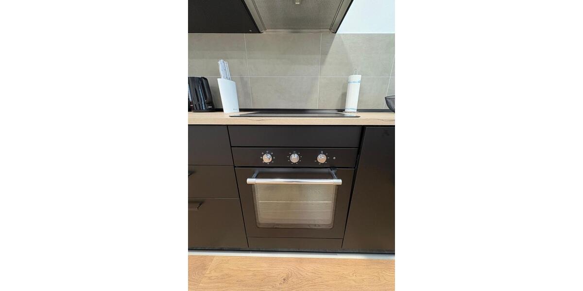 Etagenwohnung Essen Stadtbezirk II - 2 Zimmer, 55 m&sup2;, 1.300&euro; | Angebot:25887552