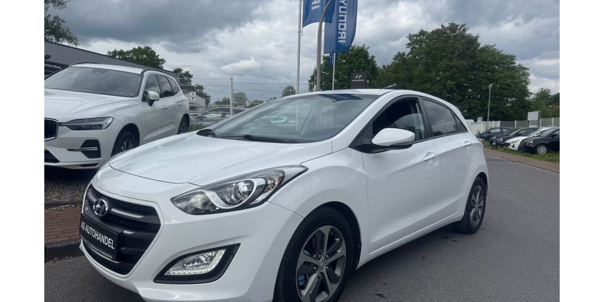 Hyundai i30 67.000 km 9.490 &euro; Datteln 45711
