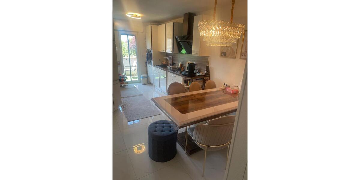 Etagenwohnung Essen Stadtbezirk V - 3 Zimmer, 79 m&sup2;, 220.000&euro; | Angebot:26311662