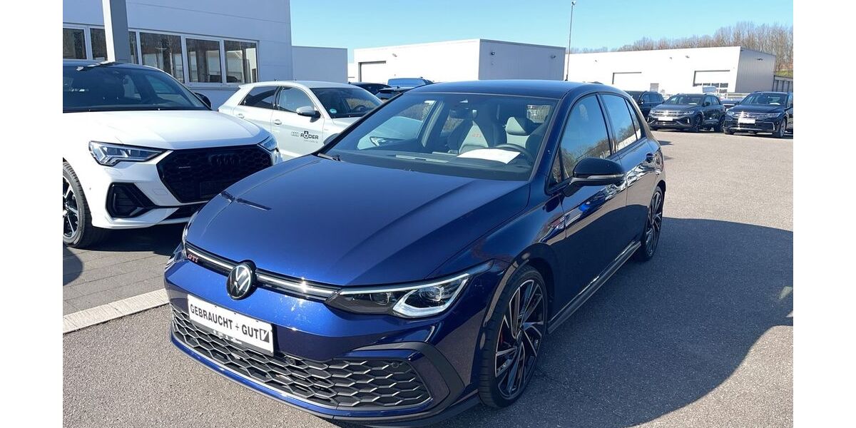 VW Golf 24.740 km 32.980 &euro; Duisburg 47178