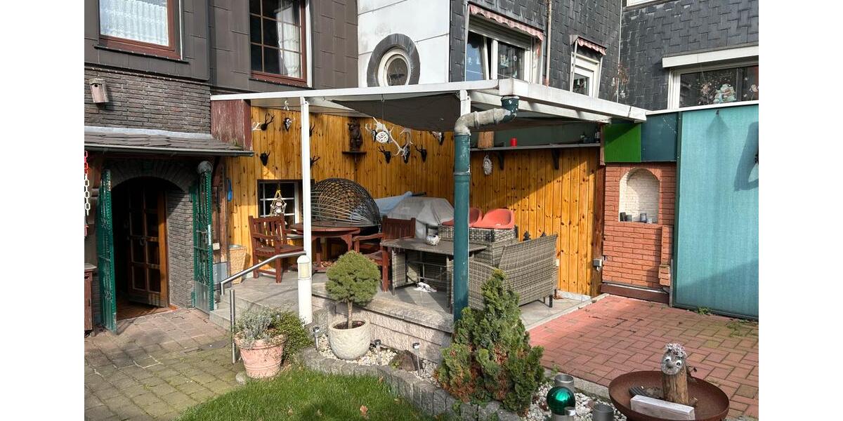 Mehrfamilienhaus, Wohnhaus Duisburg Mittelmeiderich - 16 Zimmer, 410 m&sup2;, 464.999&euro; | Angebot:26120886