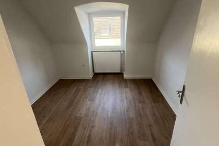 Wohnung Gelsenkirchen Gelsenkirchen-Mitte - 3 Zimmer, 70 m&sup2;, 560&euro; | Angebot:27300782