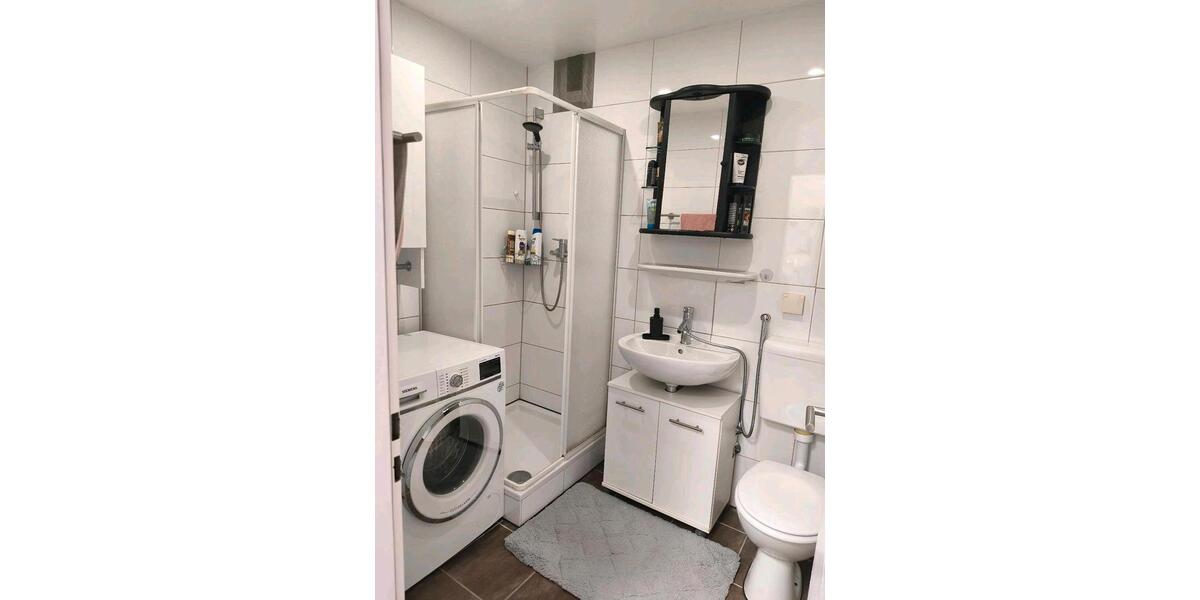 Etagenwohnung Duisburg Essenberg - 3 Zimmer, 68 m&sup2;, 104.000&euro; | Angebot:26250402