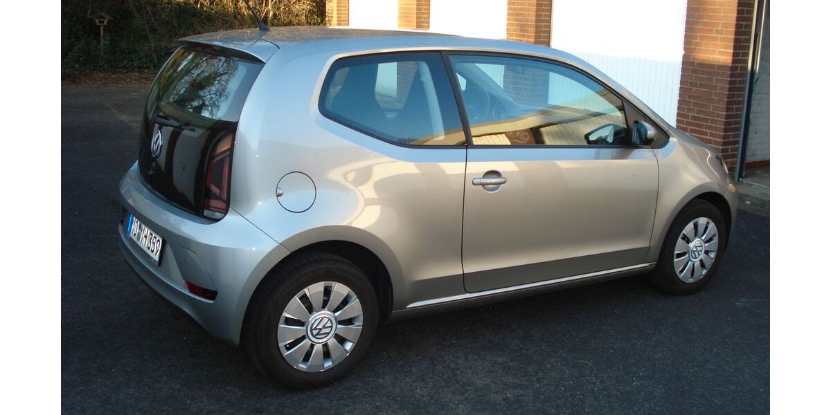VW up! 11.000 km 10.500 &euro; Duisburg 47199