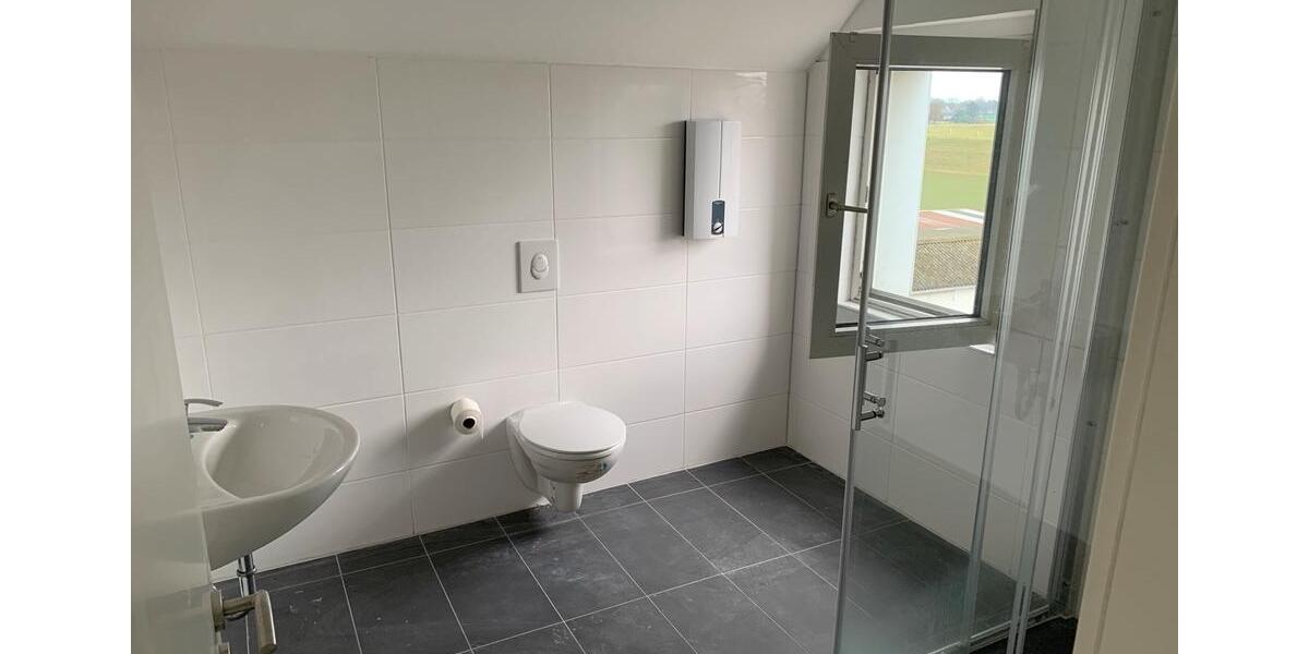 Dachgeschoßwohnung Mülheim an der Ruhr Rechtsruhr-Nord - 4 Zimmer, 85 m&sup2;, 600&euro; | Angebot:26657634