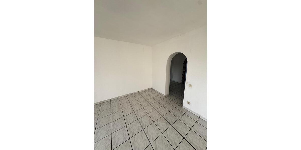 Etagenwohnung Rheinberg - 3 Zimmer, 82 m&sup2;, 825&euro; | Angebot:26476695