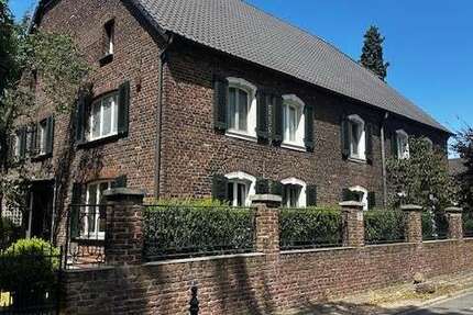 Wohnung Duisburg / Friemersheim Friemersheim - 7 Zimmer, 211 m&sup2;, 2.000&euro; | Angebot:25985993