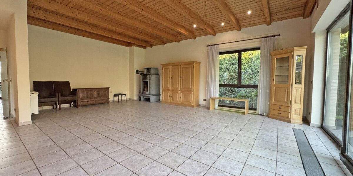 Bungalow Voerde Friedrichsfeld - 3 Zimmer, 123 m&sup2;, 790.000&euro; | Angebot:25878914