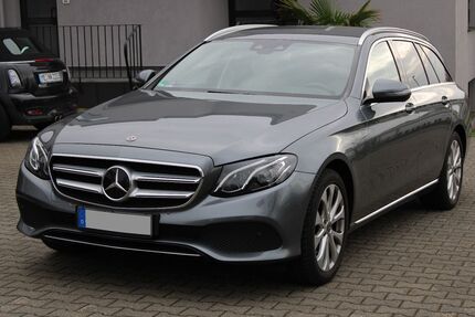 Mercedes-Benz E 200 112.590 km 21.390 &euro; Heiligenhaus 42579
