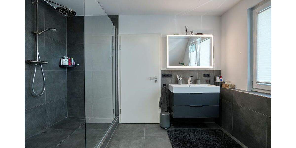 Doppelhaushälfte Bochum Stiepel - 5 Zimmer, 218 m&sup2;, 850.000&euro; | Angebot:25687051