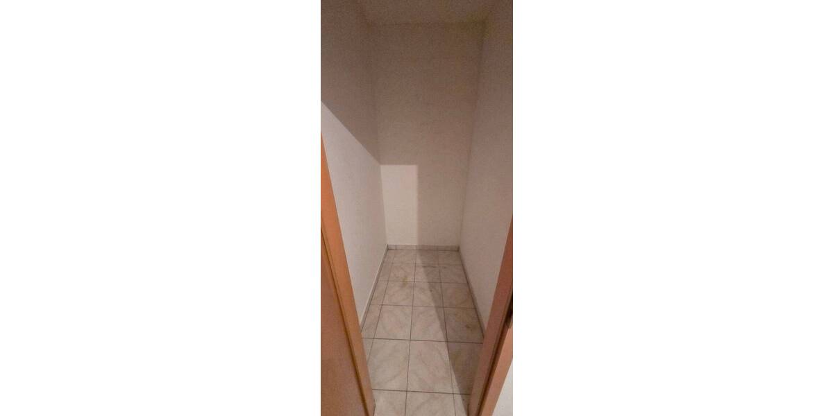 Etagenwohnung Oberhausen Holten - 2 Zimmer, 80 m&sup2;, 610&euro; | Angebot:26733016