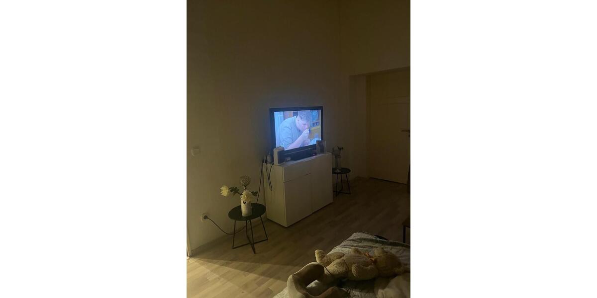 Etagenwohnung Voerde (Niederrhein) - 4 Zimmer, 100 m&sup2;, 930&euro; | Angebot:26702233