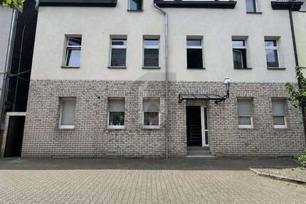 Haus Gelsenkirchen Ückendorf - 12 Zimmer, 319 m&sup2;, 435.000&euro; | Angebot:27288758