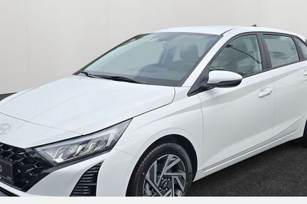 Hyundai i20 24.297 km 14.590 &euro; Recklinghausen 45657