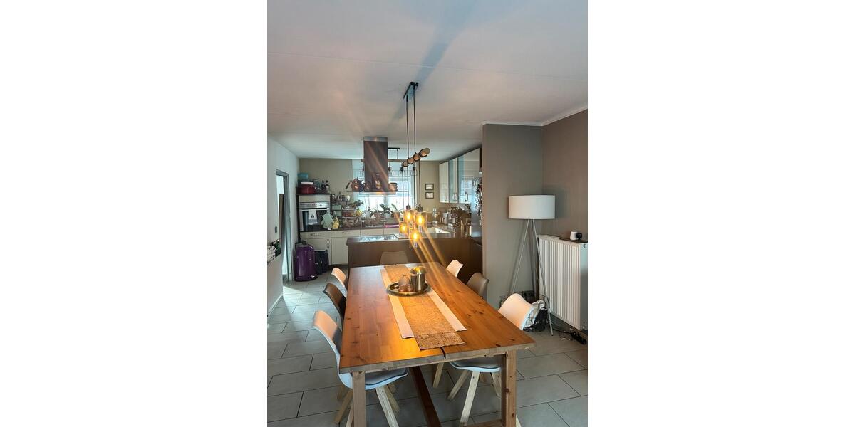 Doppelhaushälfte Gelsenkirchen Rotthausen - 5 Zimmer, 122 m&sup2;, 1.690&euro; | Angebot:25961566