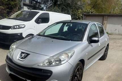 Peugeot 206 187.000 km 1.700 &euro; Essen 45143