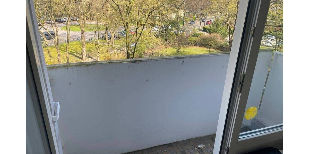 Etagenwohnung Duisburg Hochheide - 2 Zimmer, 68 m&sup2;, 589&euro; | Angebot:25987132