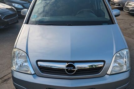 Opel Meriva 157.344 km 2.999 &euro; Essen 45359