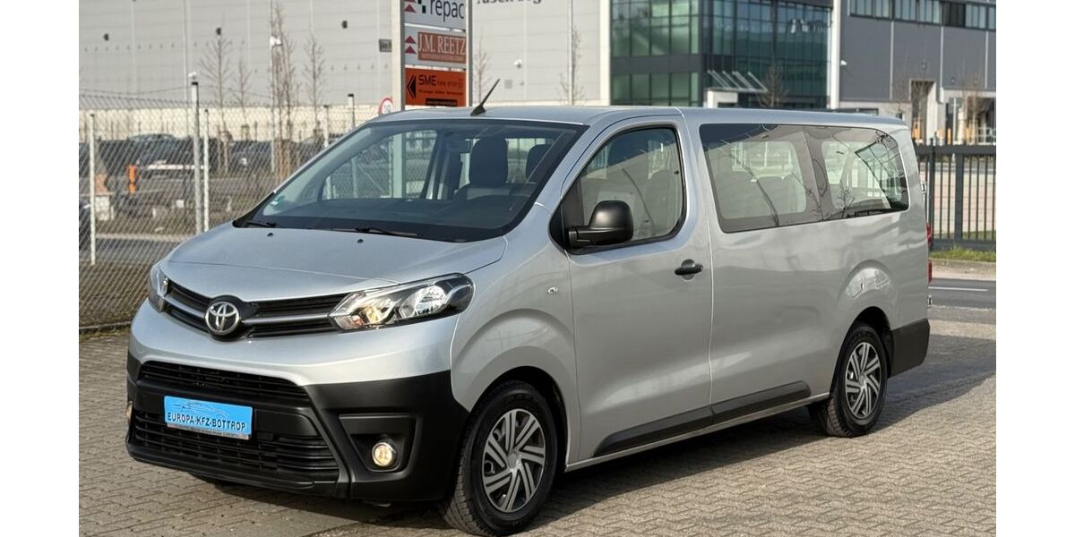 Toyota Proace (Verso) 147.000 km 14.999 &euro; Bottrop 46238