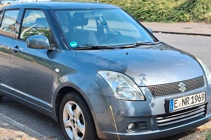 Suzuki Swift 156.000 km 1.850 &euro; Duisburg 47269