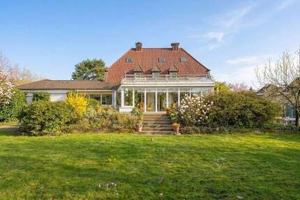 Haus Mülheim an der Ruhr Menden-Holthausen - 7 Zimmer, 295 m&sup2;, 1.139.000&euro; | Angebot:26218193