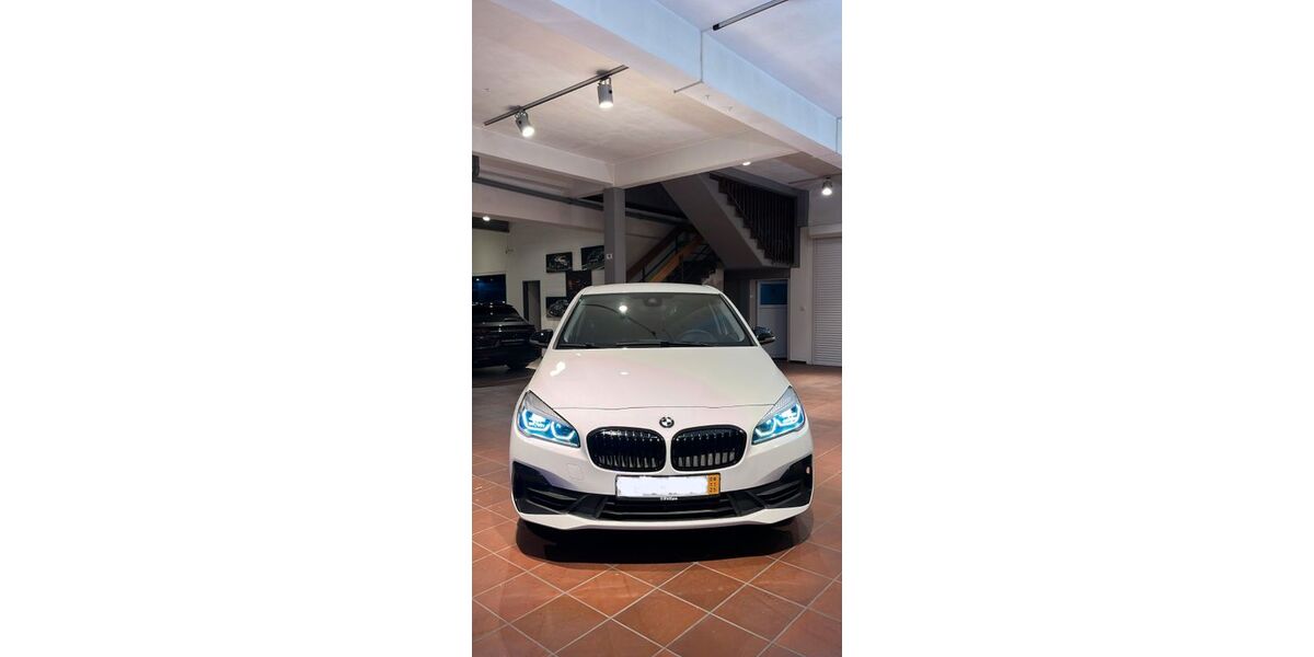 BMW 216 Active Tourer 88.000 km 14.900 &euro; Gelsenkirchen 45888