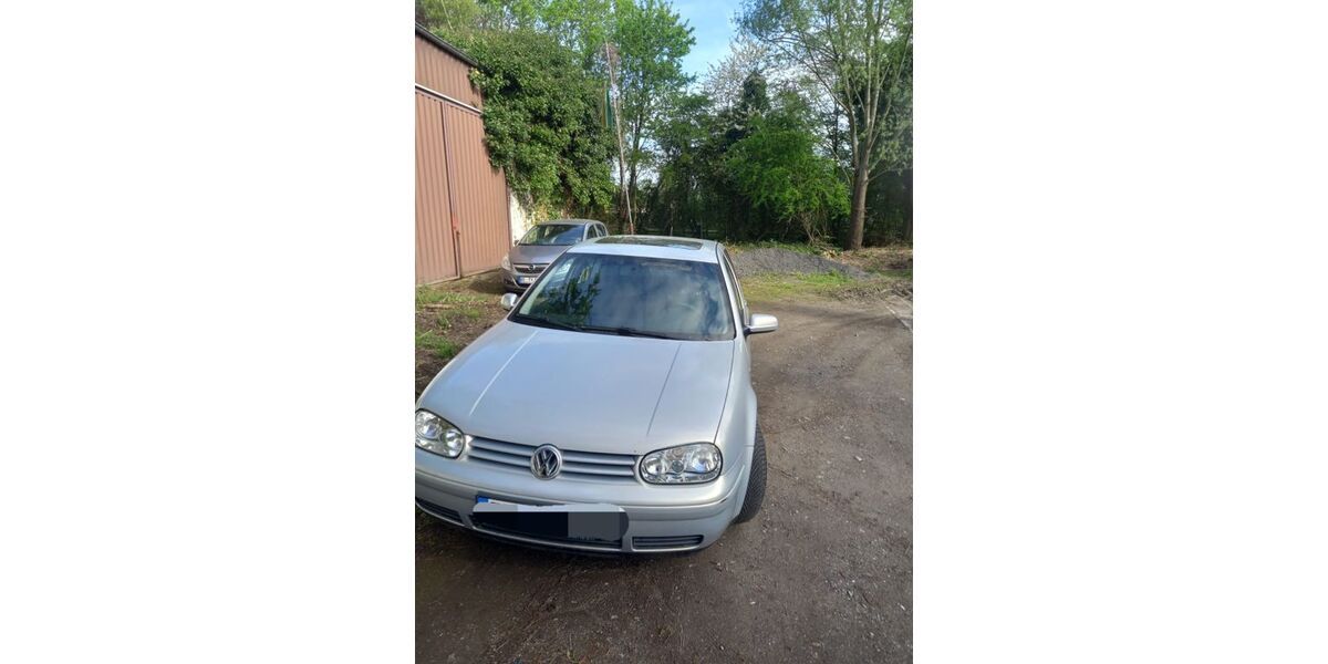 VW Golf 180.000 km 2.450 &euro; Herten 45699