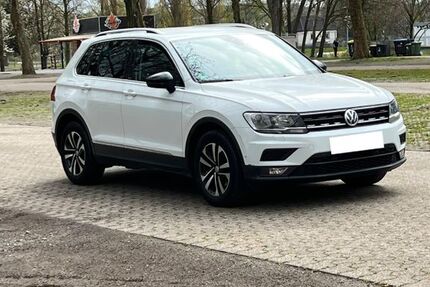 VW Tiguan 129.700 km 16.900 &euro; Alpen 46519