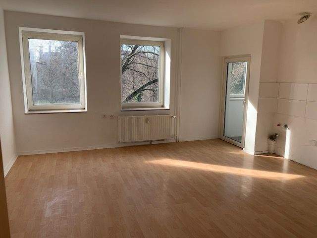 Etagenwohnung Duisburg Marxloh - 3 Zimmer, 61 m&sup2;, 430&euro; | Angebot:25770034