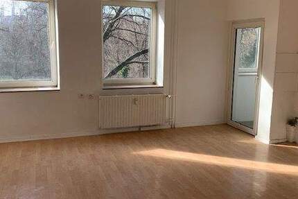 Wohnung Duisburg Marxloh - 3 Zimmer, 61 m&sup2;, 430&euro; | Angebot:25770034