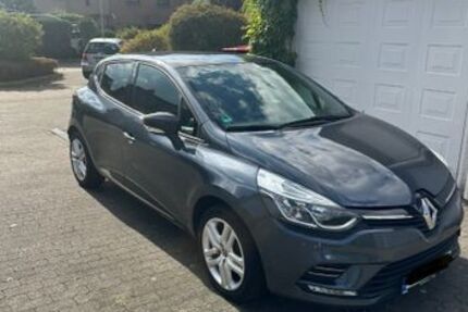 Renault Clio 64.000 km 9.200 &euro; Oberhausen 46145