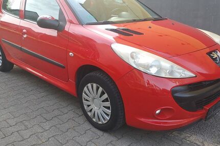 Peugeot 206 128.500 km 2.499 &euro; Essen 45326