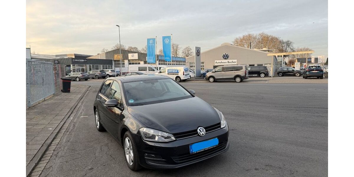 VW Golf 177.000 km 8.950 &euro; Wesel 46485
