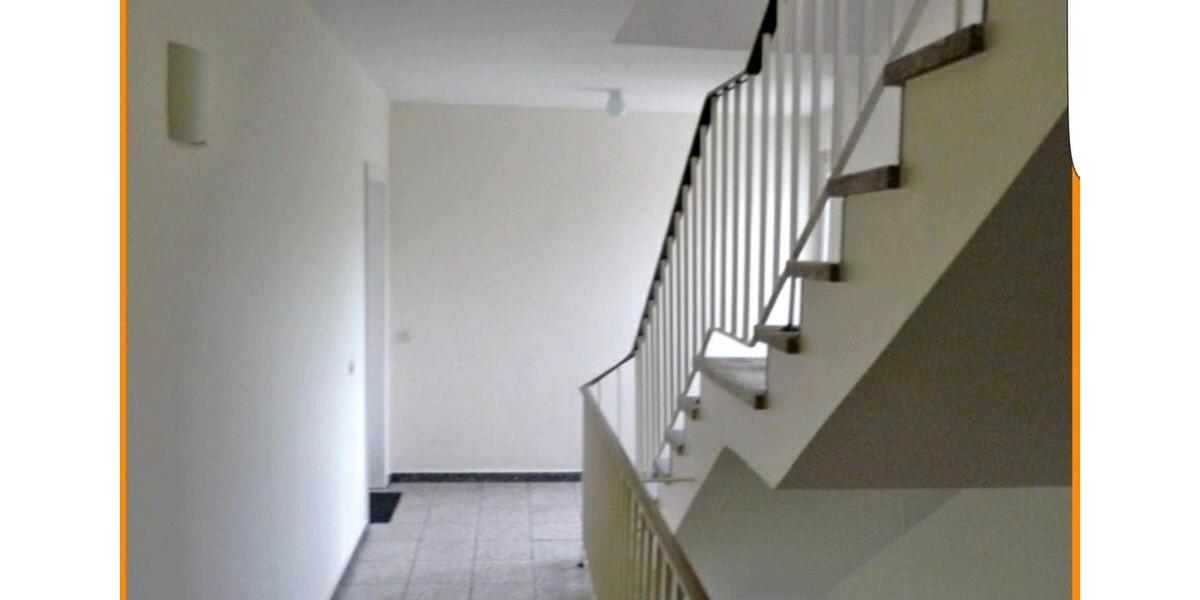 Dachgeschoßwohnung Duisburg Mittelmeiderich - 2.5 Zimmer, 71 m&sup2;, 117.500&euro; | Angebot:26124179