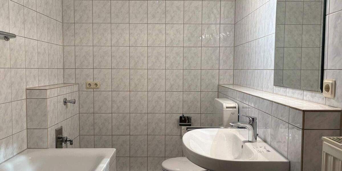 Etagenwohnung Rheinberg - 3 Zimmer, 101 m&sup2;, 239.000&euro; | Angebot:25730623