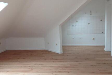 Wohnung Duisburg Essenberg - 4 Zimmer, 83 m&sup2;, 550&euro; | Angebot:25378652