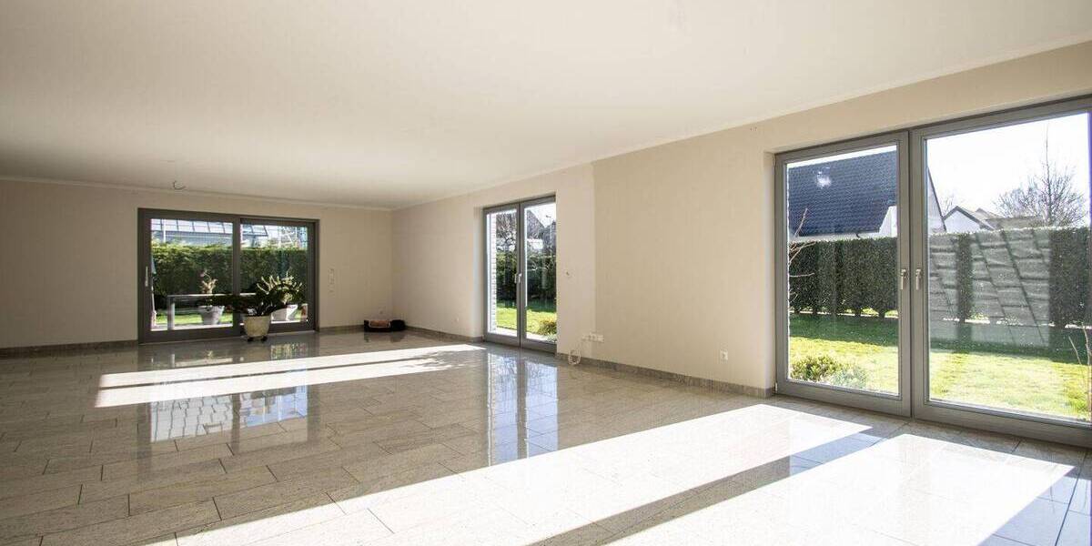 Einfamilienhaus Duisburg Rumeln-Kaldenhausen - 6 Zimmer, 275 m&sup2;, 999.000&euro; | Angebot:26107132